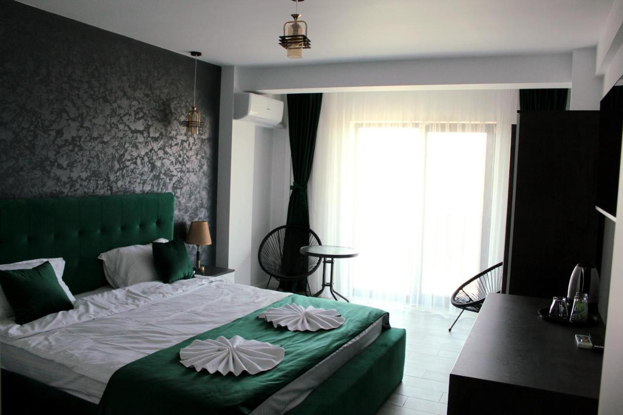 Ren Litoral Hotell Năvodari Exteriör bild